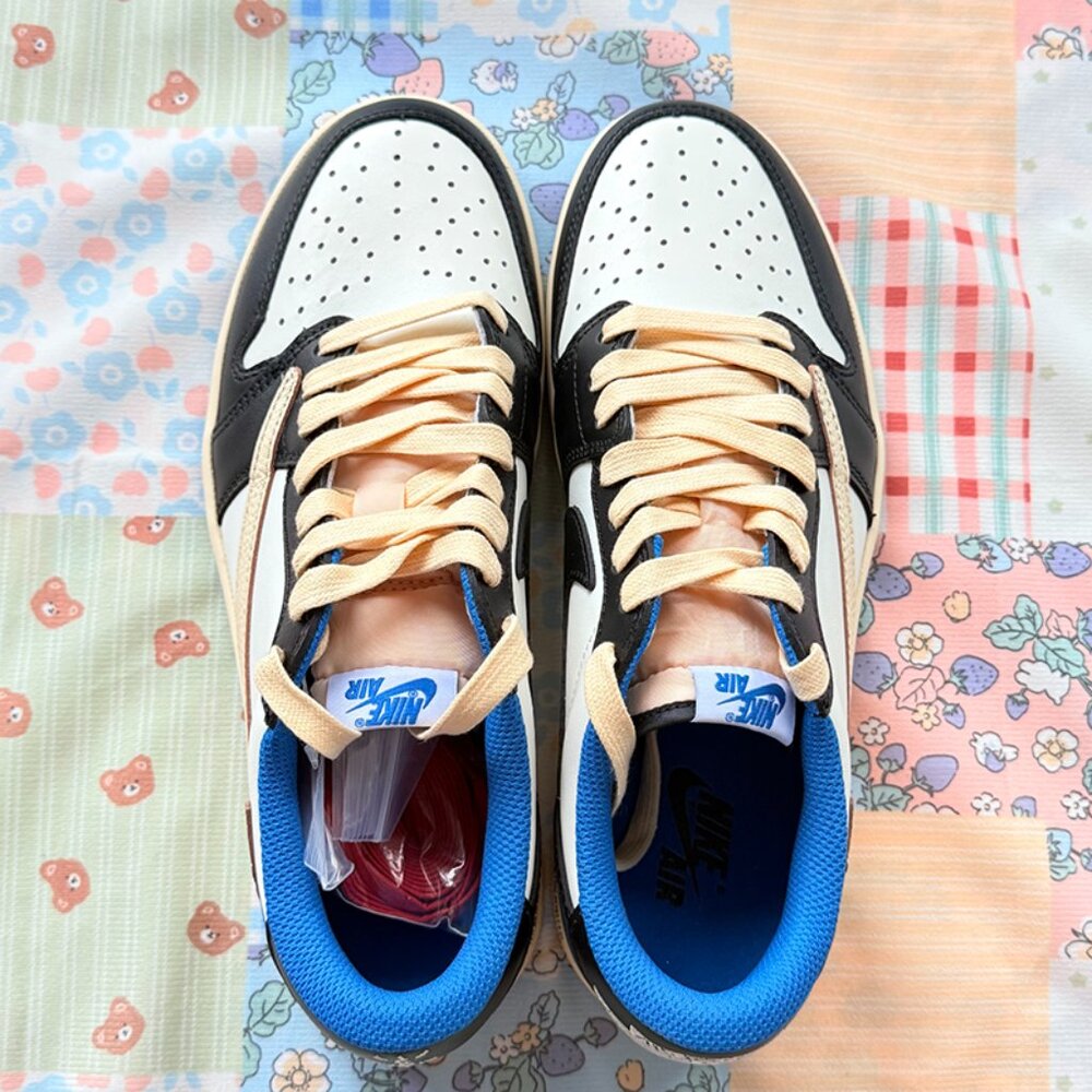 Nike Jordan 1 Low Fragment X Travis Scott